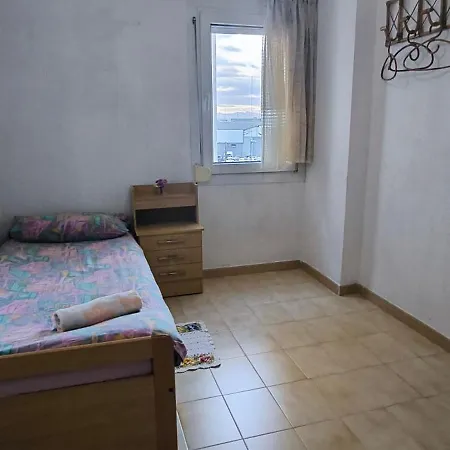 In A Shared And Peaceful Проживання в сім'ї